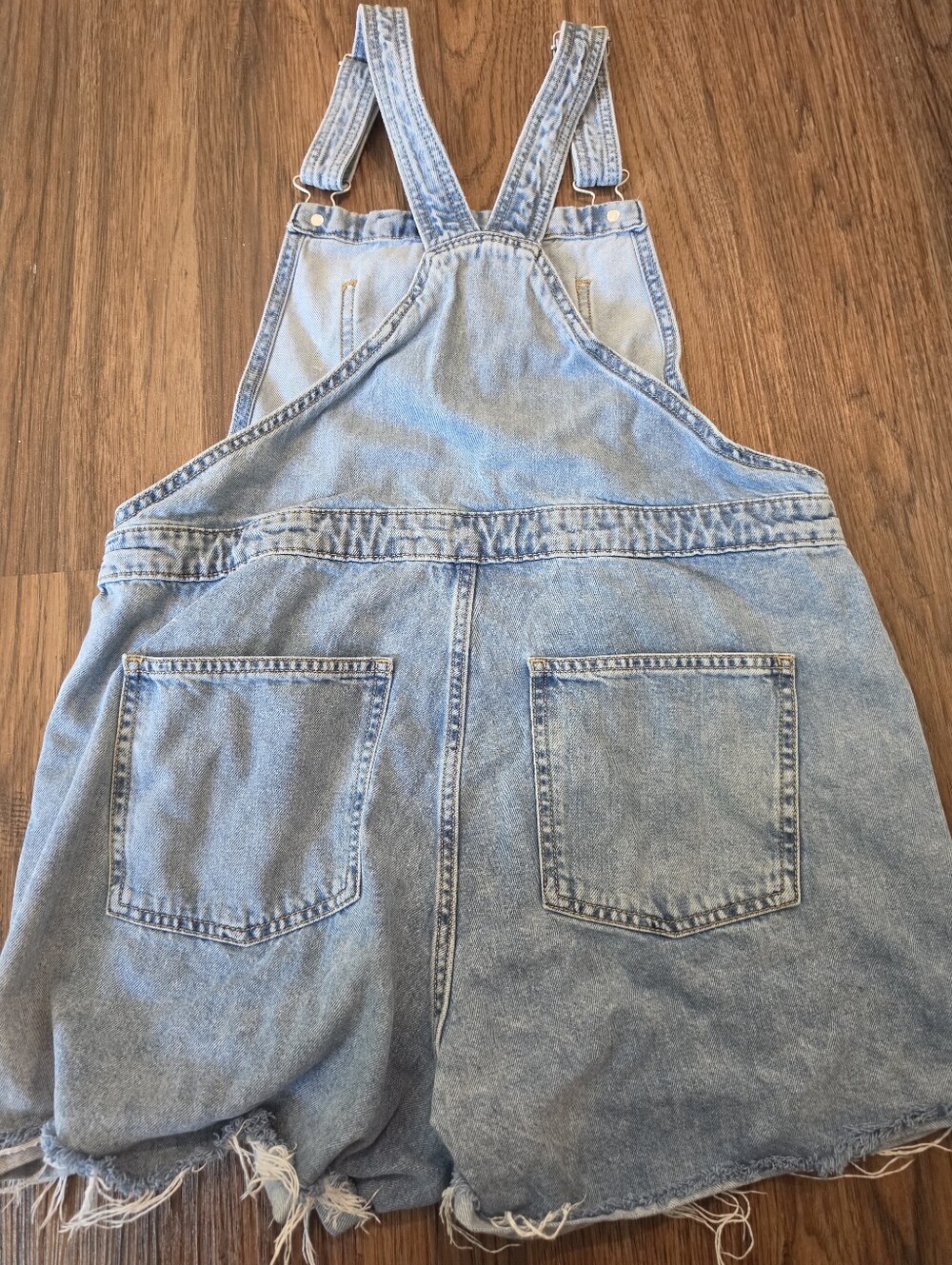 Universal Thread Overalls - Picture 3 of 3